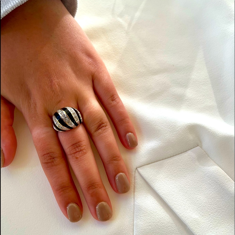 Onyx and CZ Stone Cocktail Ring - Picture 5 of 16